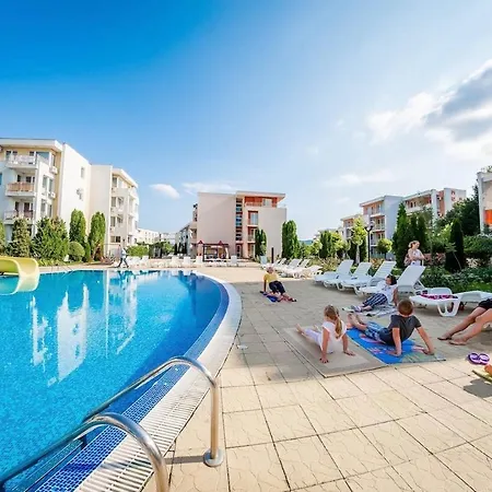 Nessebar Family - Large Terrace, Pools Apartman *