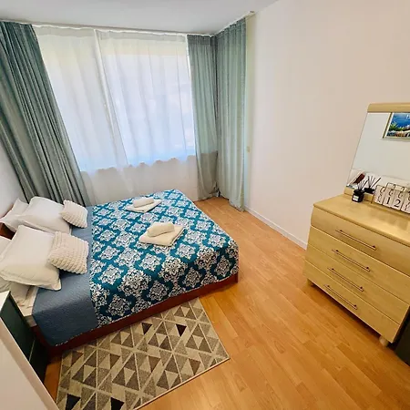 Nessebar Family - Large Terrace, Pools Apartment Sunny Beach