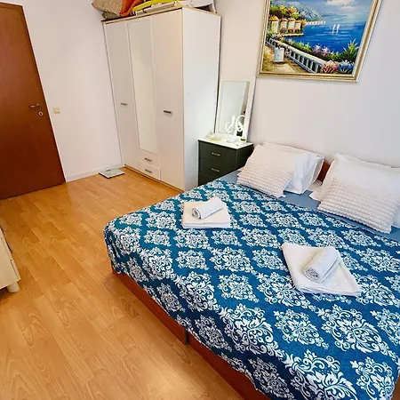 Apartment Nessebar Family - Large Terrace, Pools