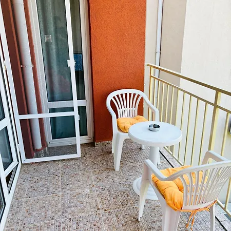 Apartment Nessebar Family - Large Terrace, Pools Sunny Beach